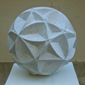&laquo;Radius-Kugel&raquo;  Marmor, D:30 cm, 2005